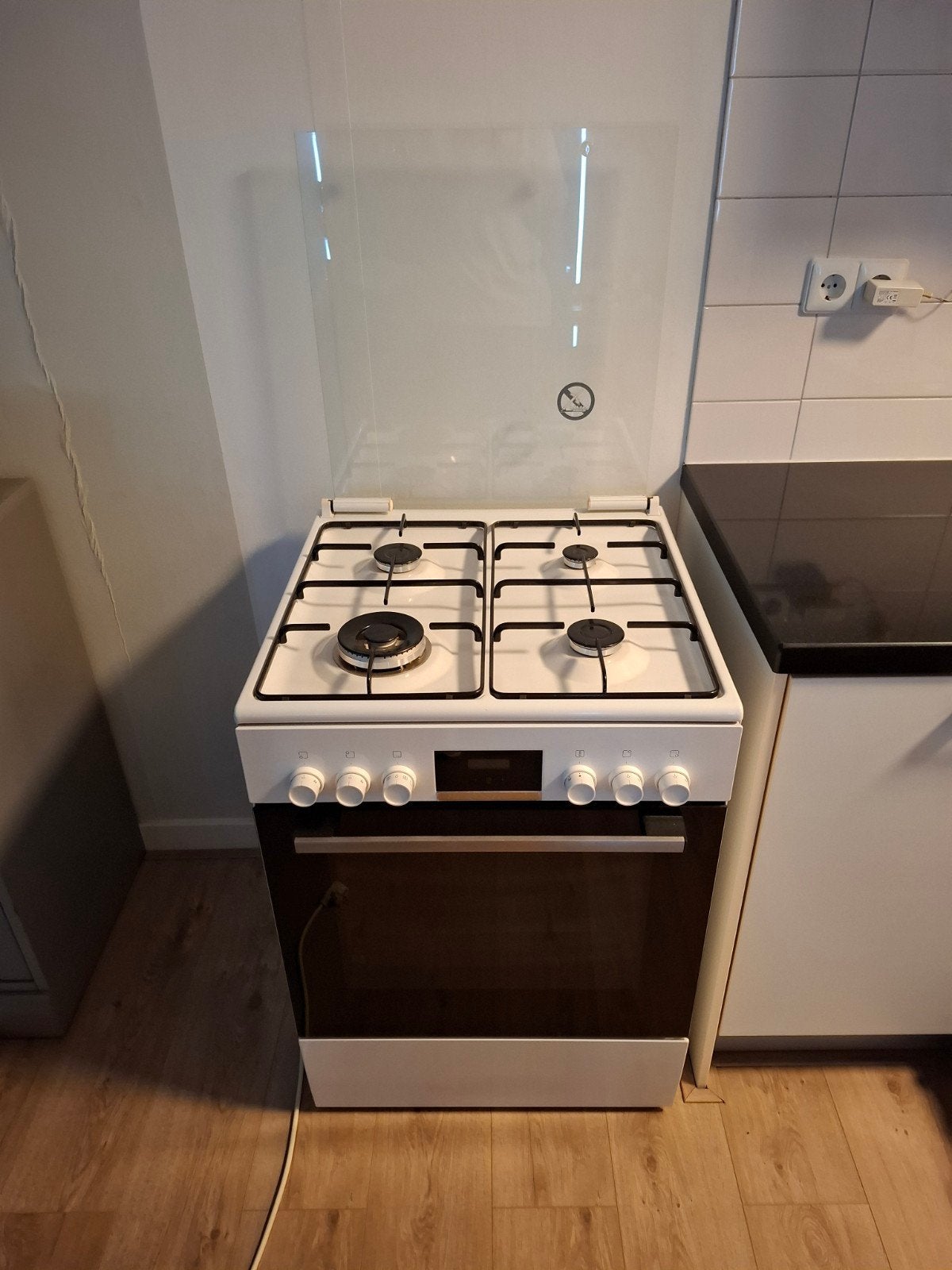 Bosch Vrijstaand Gasfornuis met Oven - Zo goed als nieuw, Ophalen, 4 kookzones, Zo goed als nieuw, Gas
