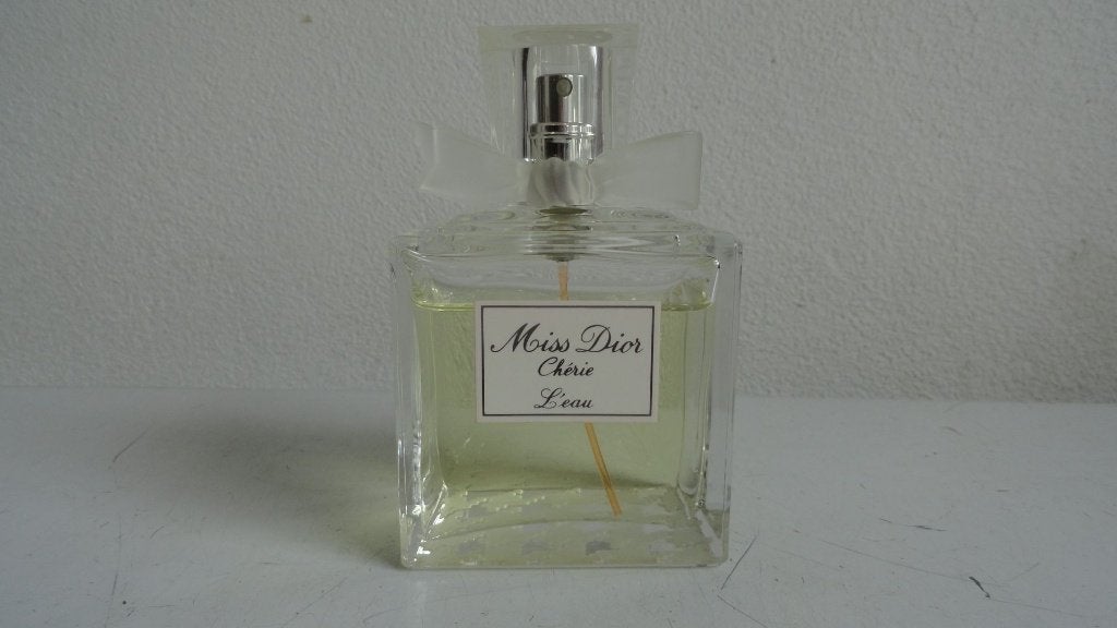 Miss Dior Cherie L'Eau Dior voor dames, edt 50 ml, zeldzaam, Sieraden, Tassen en Uiterlijk, Uiterlijk | Parfum, Ophalen of Verzenden