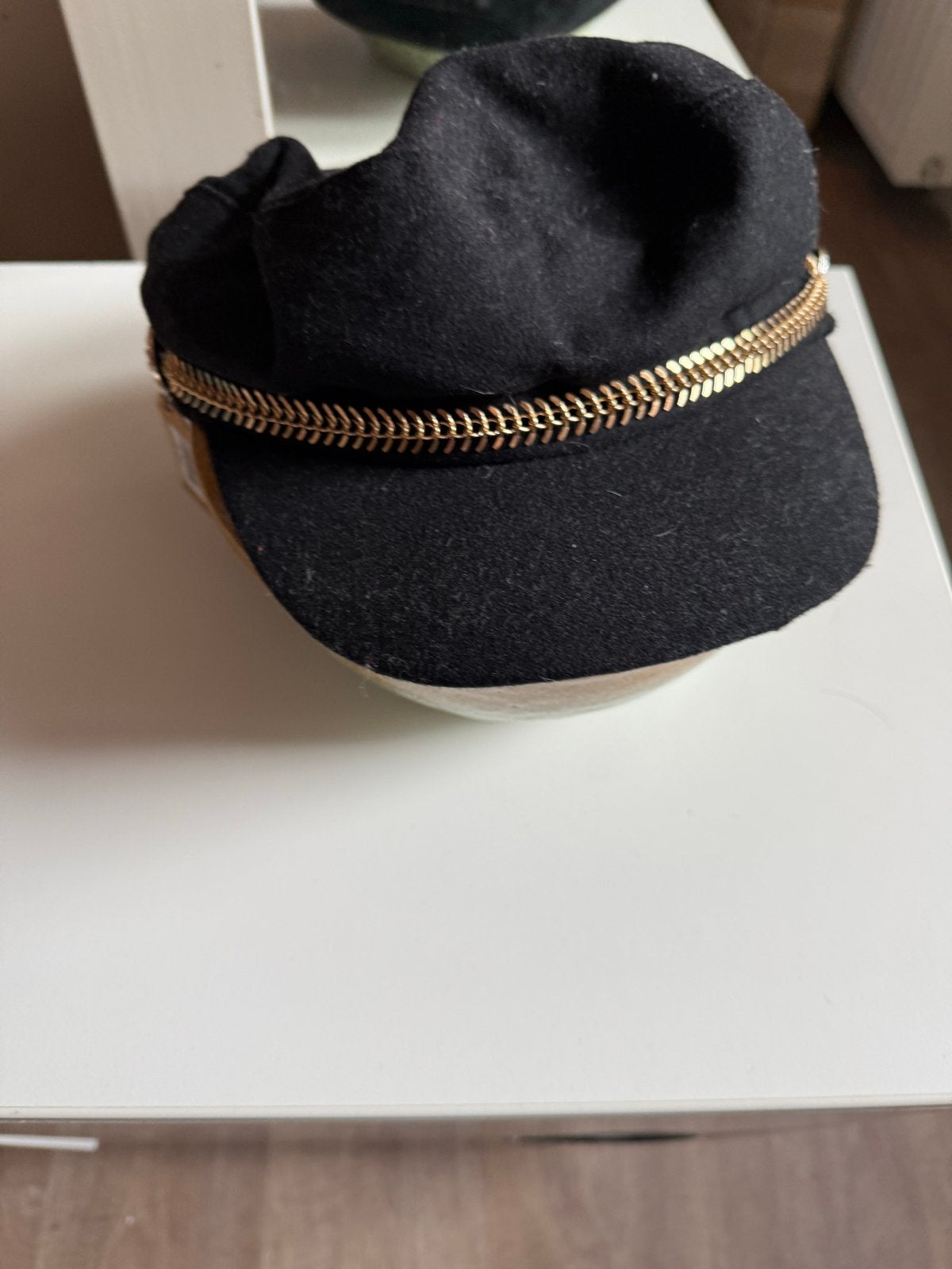 My Jewellery Zwarte pet met gouden ketting - Nieuw, Verzenden, Nieuw, One size fits all, Pet