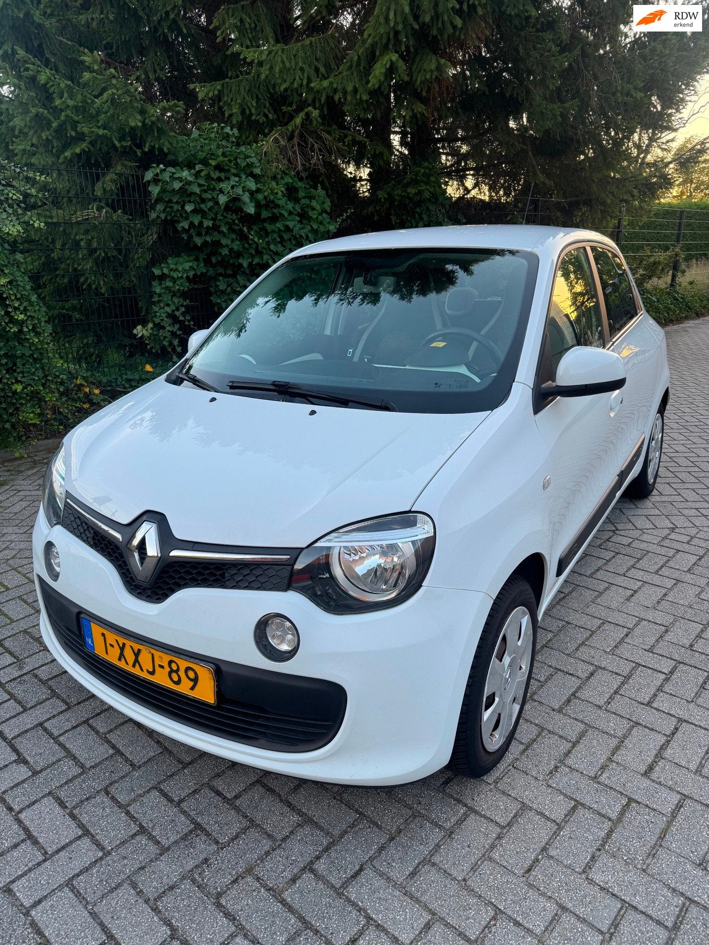 Renault Twingo 1.0 SCe Expression, Auto's, Gebruikt, 840 kg, 4 stoelen, Wit