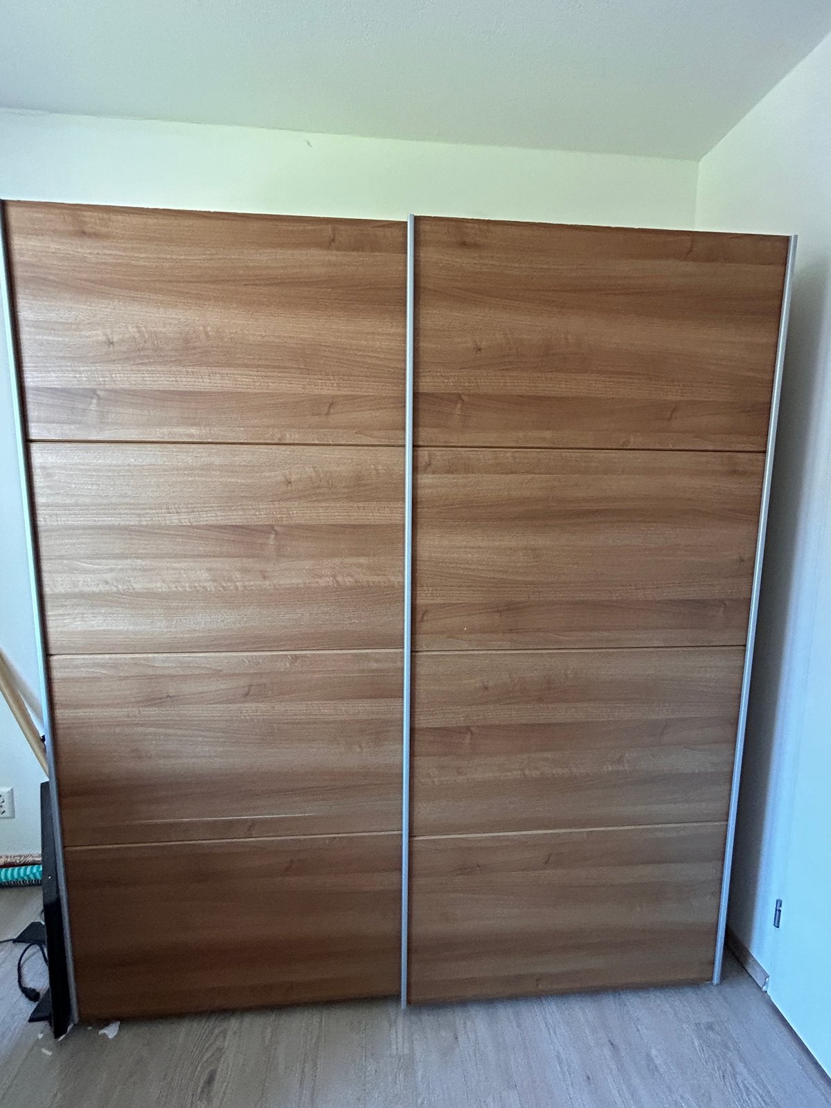 Kledingkast met schuifdeuren en planken, Ophalen, Met plank(en), Gebruikt, 200 cm of meer