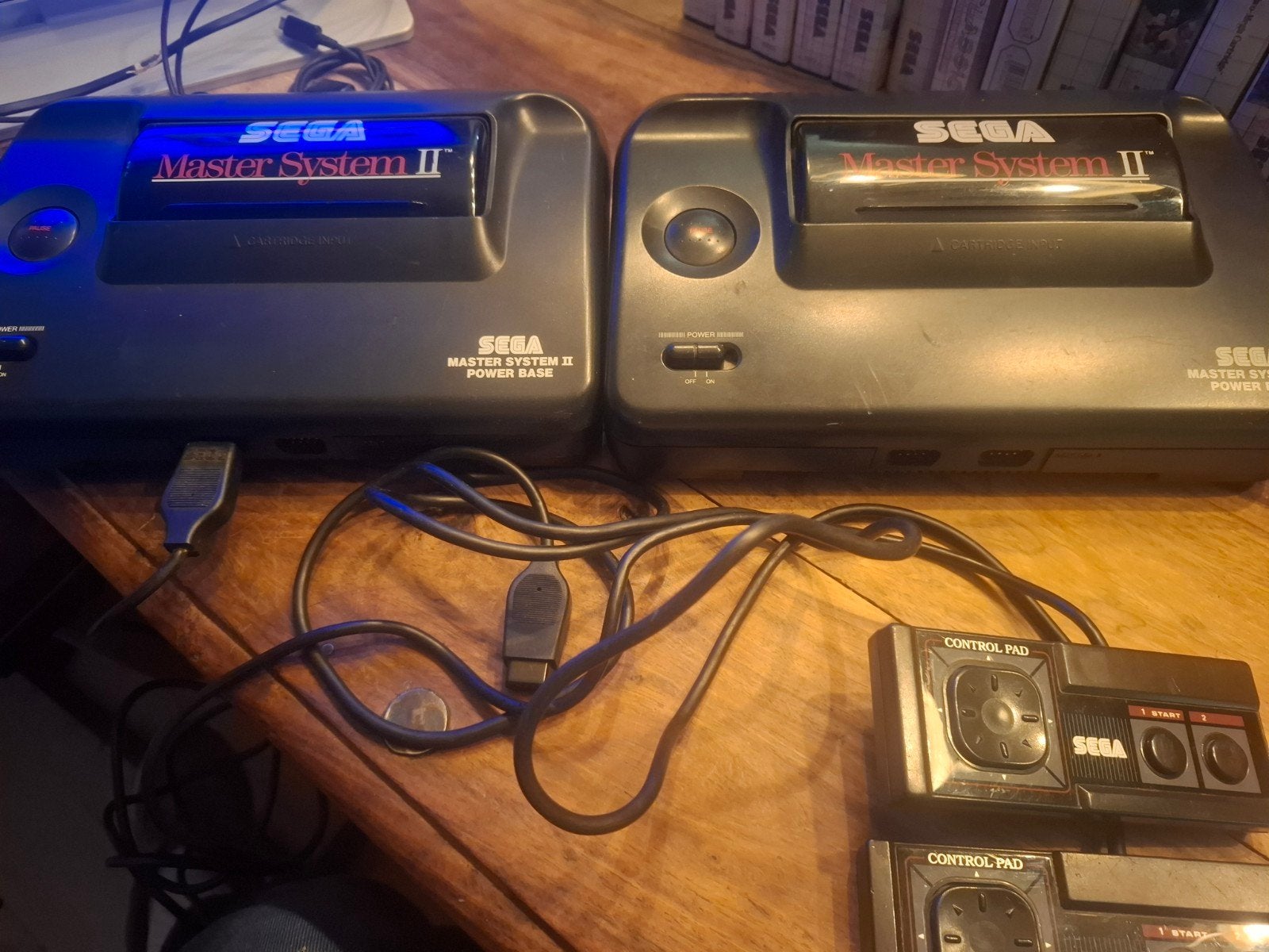 2 sega Master systeem 2 met 2 controllers en 19 games, Spelcomputers en Games, Master System, Met 2 controllers, Ophalen of Verzenden