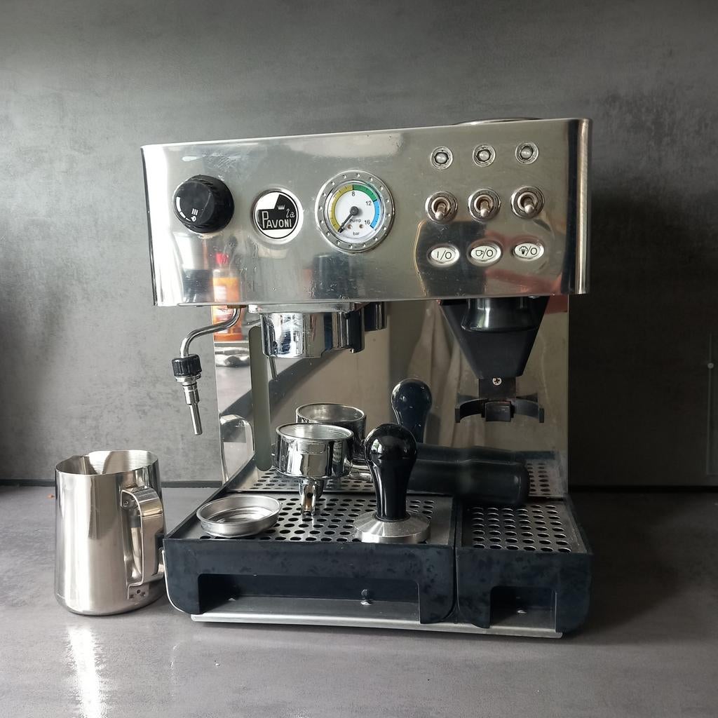 La Pavoni Espresso Machine - Barista Kwaliteit Thuis, Stoompijpje, Espresso apparaat, Ophalen of Verzenden, Zo goed als nieuw