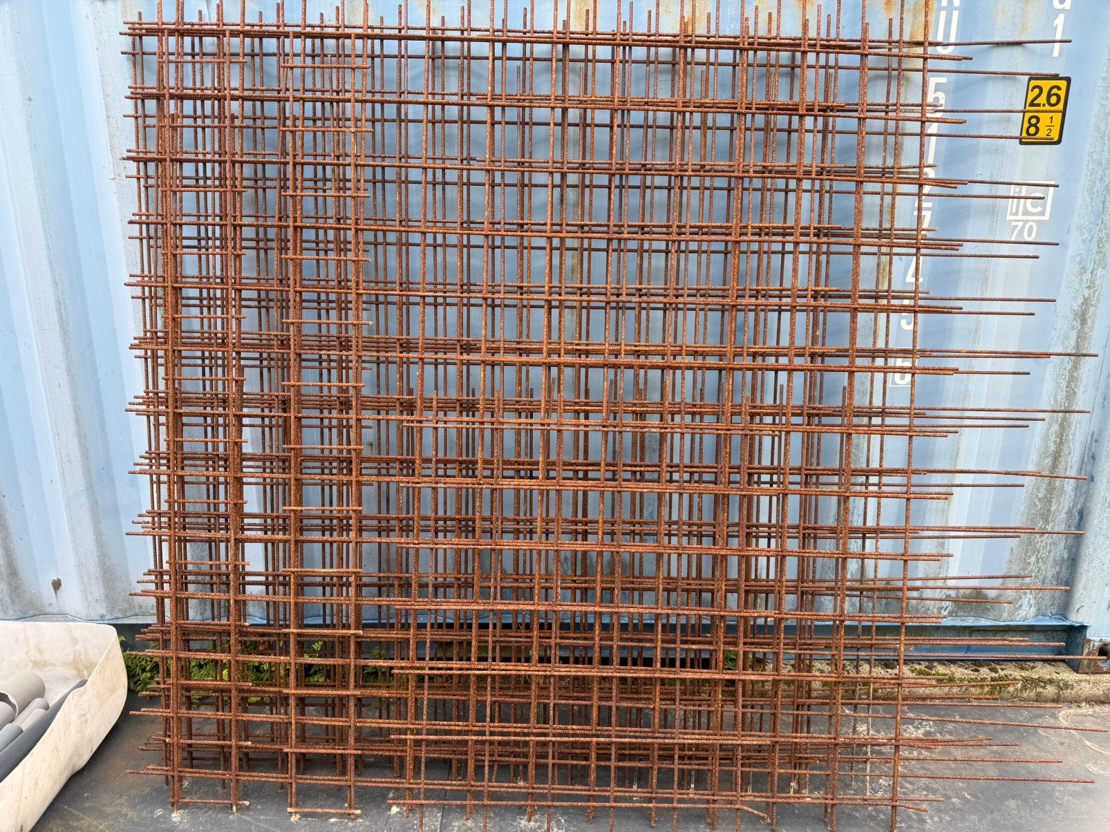 Ca. 22m2 bouwstaalmat Ø8mm 150x150 div reststukken wapening, Doe-het-zelf en Verbouw, Metalen, Ophalen, Gebruikt, IJzer
