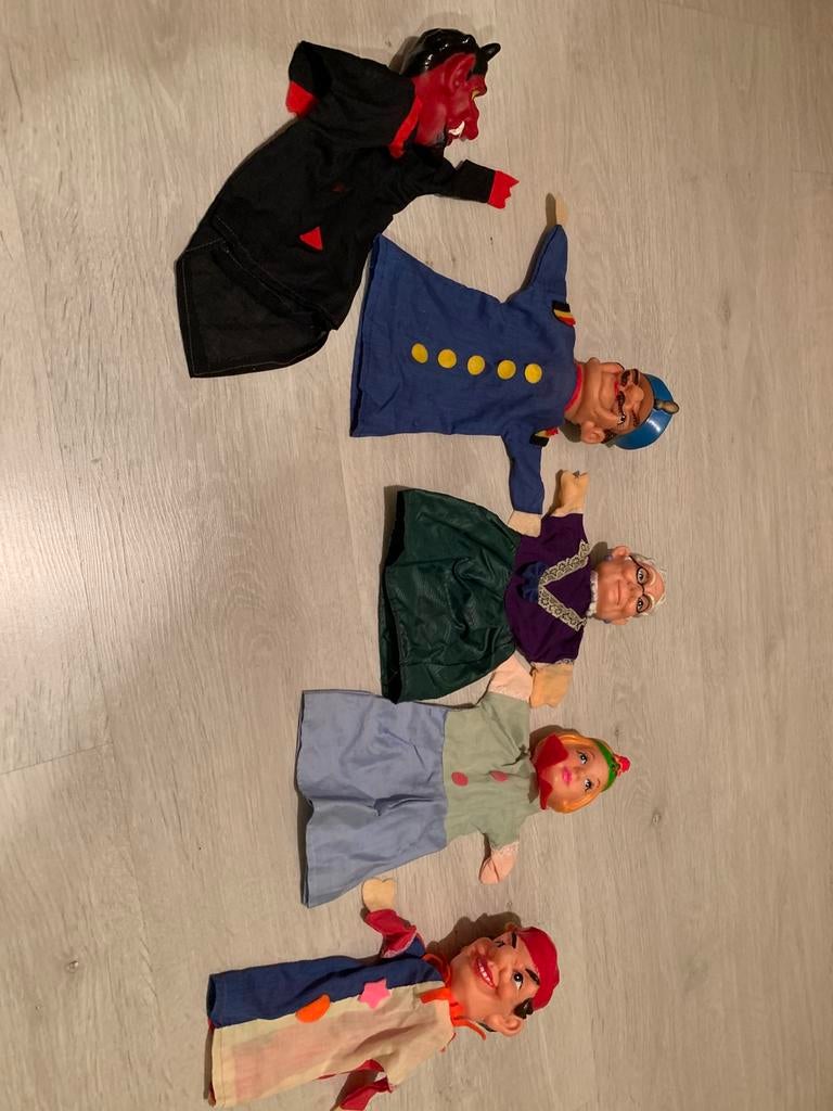 Poppenkastpoppen, Ophalen of Verzenden, Zo goed als nieuw, Overige typen