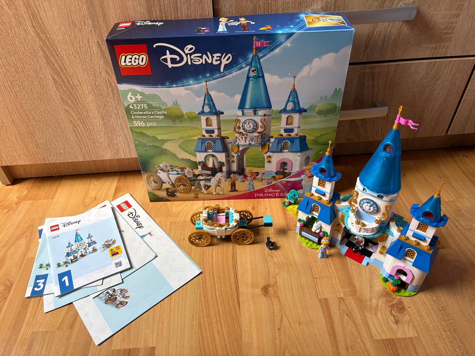 Cinderella’s castle 43275, Kinderen en Baby's, Speelgoed | Duplo en Lego, Ophalen of Verzenden, Zo goed als nieuw