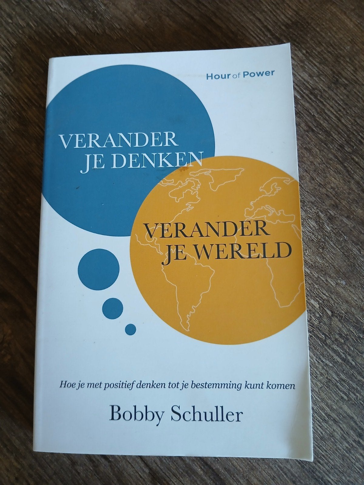 Verander je denken verander je wereld, Ophalen of Verzenden, Zo goed als nieuw