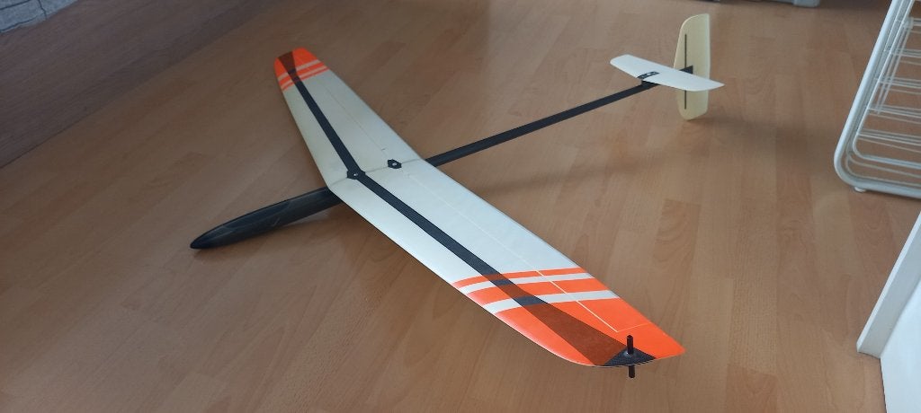 Horejsi Longshot 4 DLG, Hobby en Vrije tijd, Modelbouw | Radiografisch | Vliegtuigen, Ophalen, Zo goed als nieuw, Overige typen