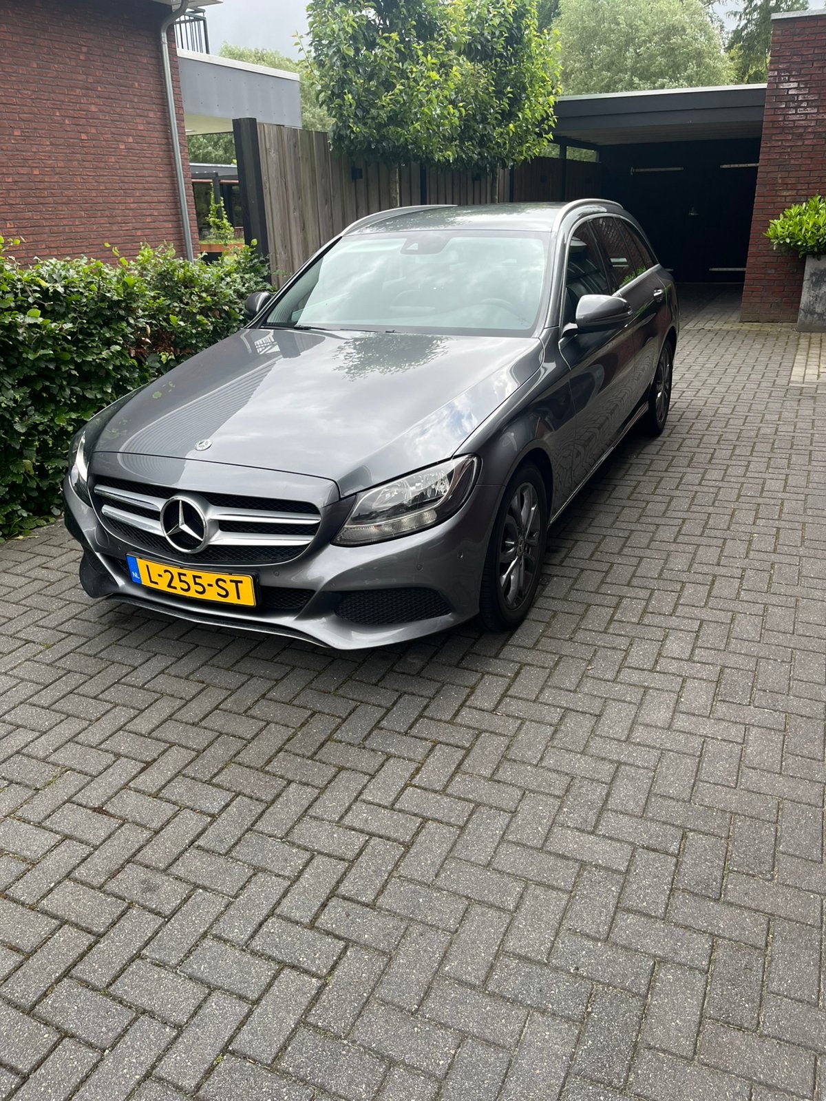 Mercedes-Benz C-Klasse C200 d 136pk 2017 Grijs, Auto's, Zwart, 4 cilinders, 23 km/l, Stationwagon