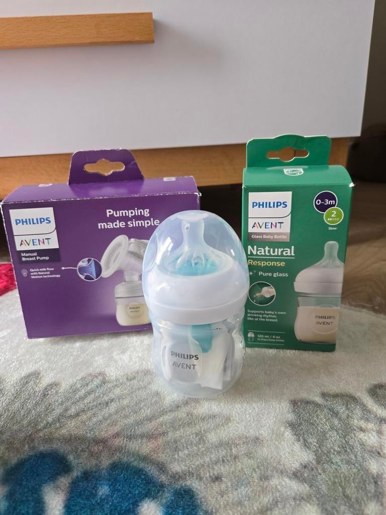 Philips Avent Handborstkolf met 2 flessen, Ophalen, Zo goed als nieuw, Borstkolf