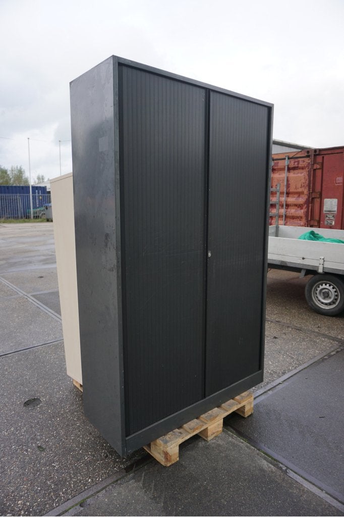 Ahrend archiefkast roldeurkast gereedschapskast garagekast, Huis en Inrichting, Kasten | Roldeurkasten en Archiefkasten, Niet ingevuld