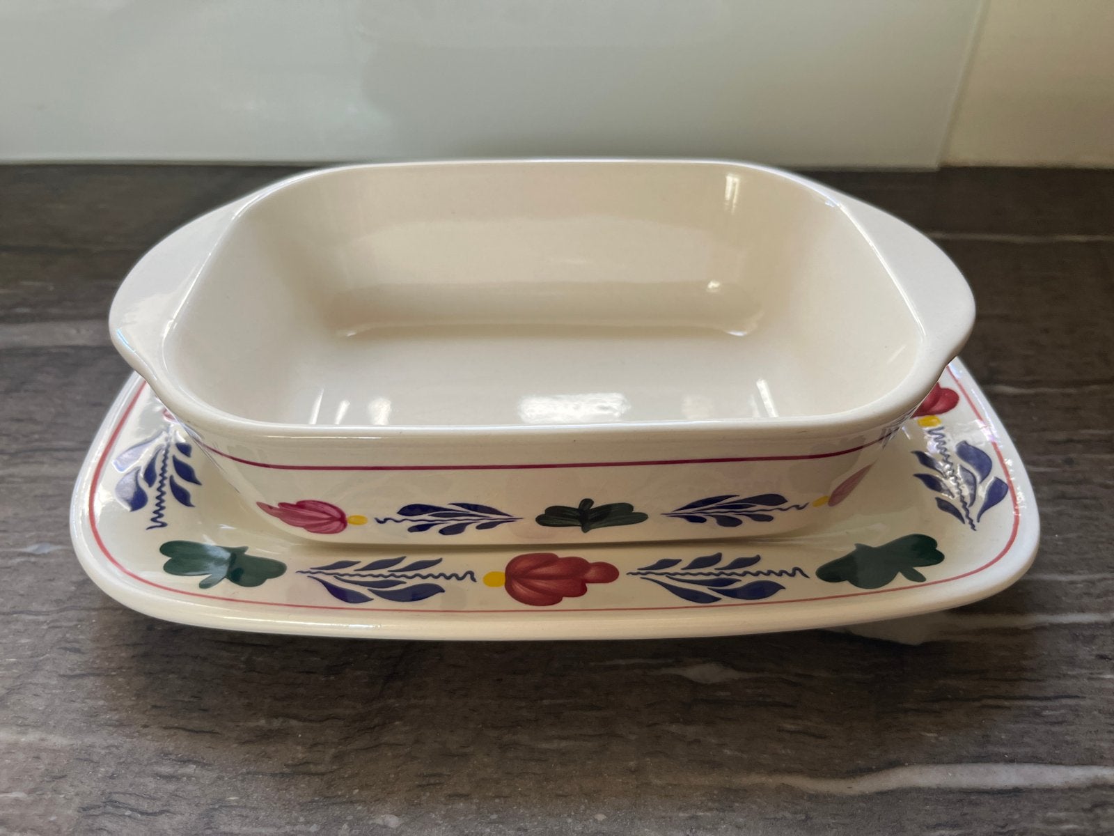 Royal Boch Boerenbont Ovenschaal met onderschaal, Gebruikt, Ophalen of Verzenden, Schaal of Schalen, Aardewerk