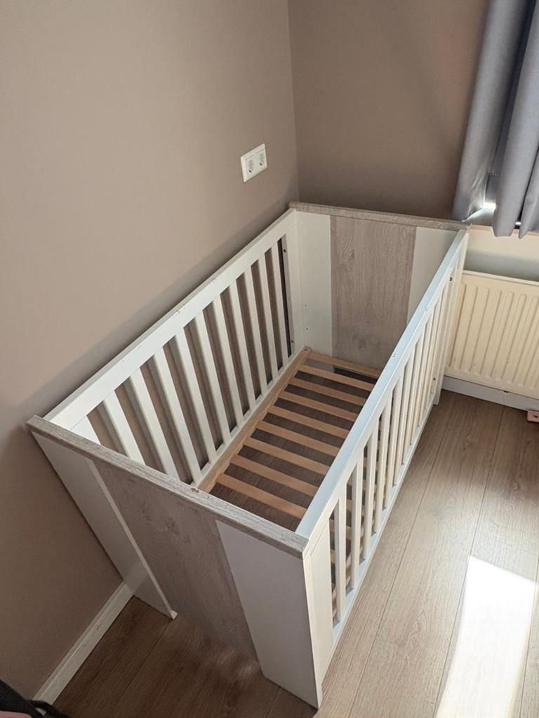 Babybedje en commode, Ophalen, Gebruikt, Jongetje of Meisje