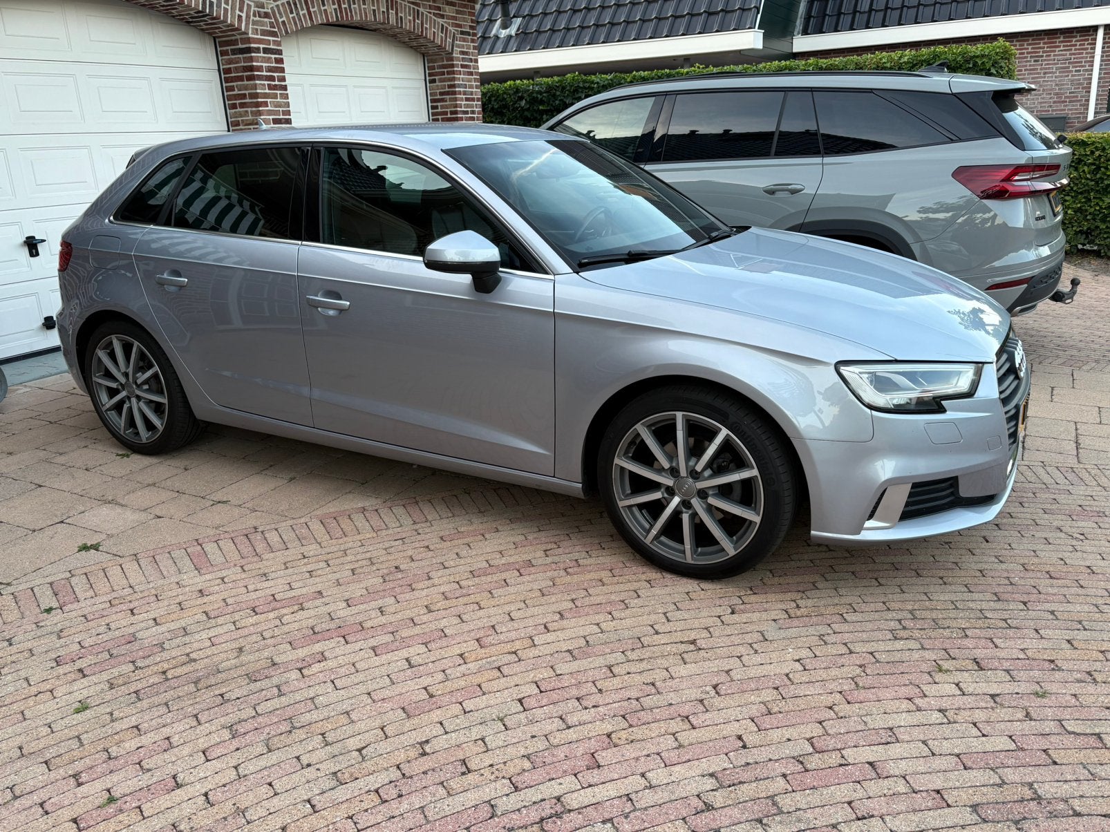 Audi A3 (facelift) dynamisch knipperlicht/stoelverw., Auto's, Audi, Origineel Nederlands, 1175 kg, 630 kg, 115 pk