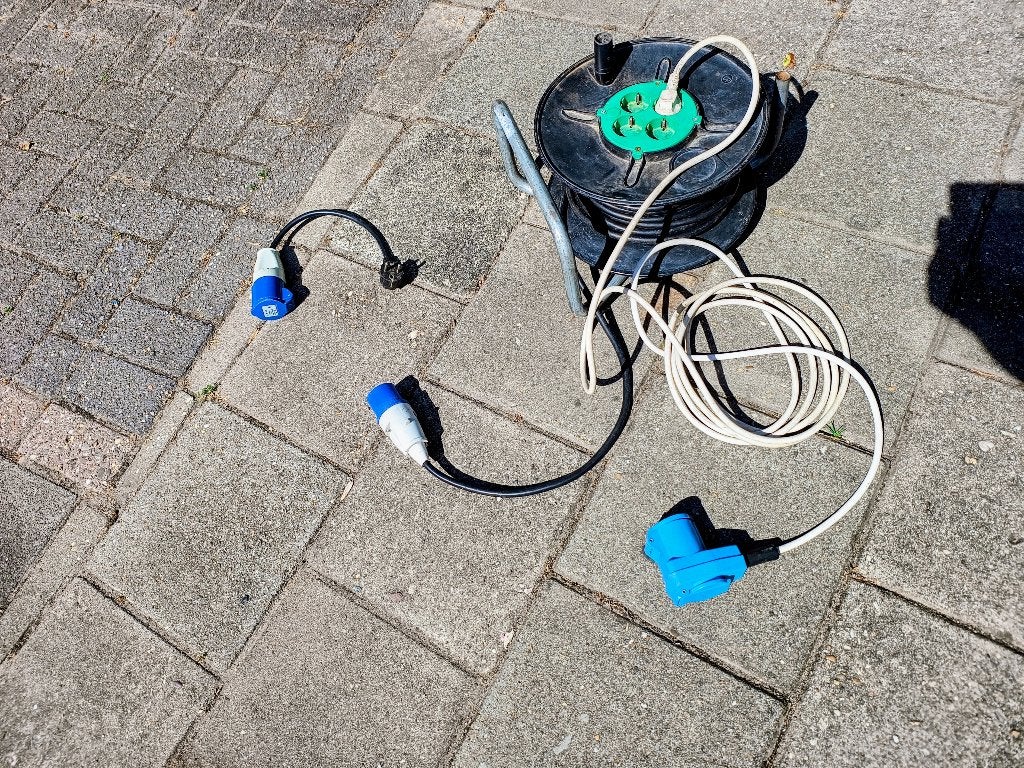 Haspel met 25 meter kabel voor caravan/camper, Caravans en Kamperen, Caravan accessoires, Ophalen, Gebruikt