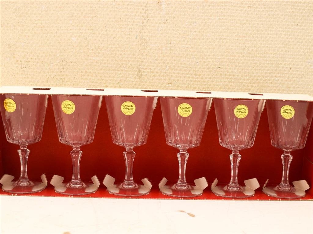 6 stuks Cristal d arques Wijnglas 52156, Ophalen of Verzenden, Gebruikt, Aardewerk, Bord(en)