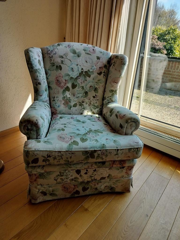 Verschrikkelijke bloemstoel, Ophalen, Gebruikt, 75 tot 100 cm