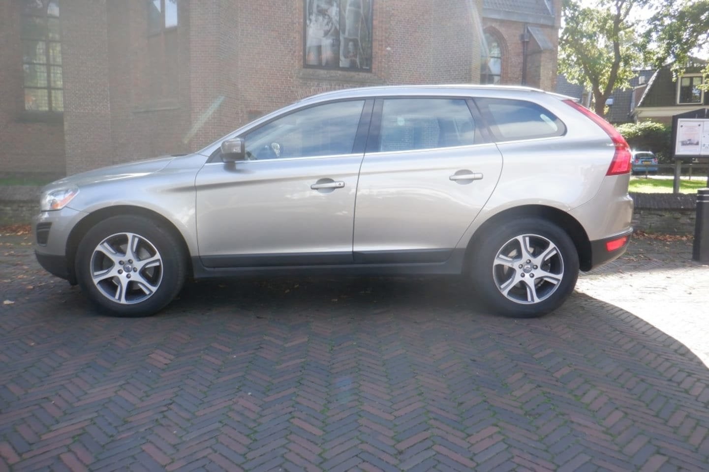 Volvo XC60 T5 240pk Powershift FWD Summum, Euro 5, 4 cilinders, 1598 kg, Bedrijf
