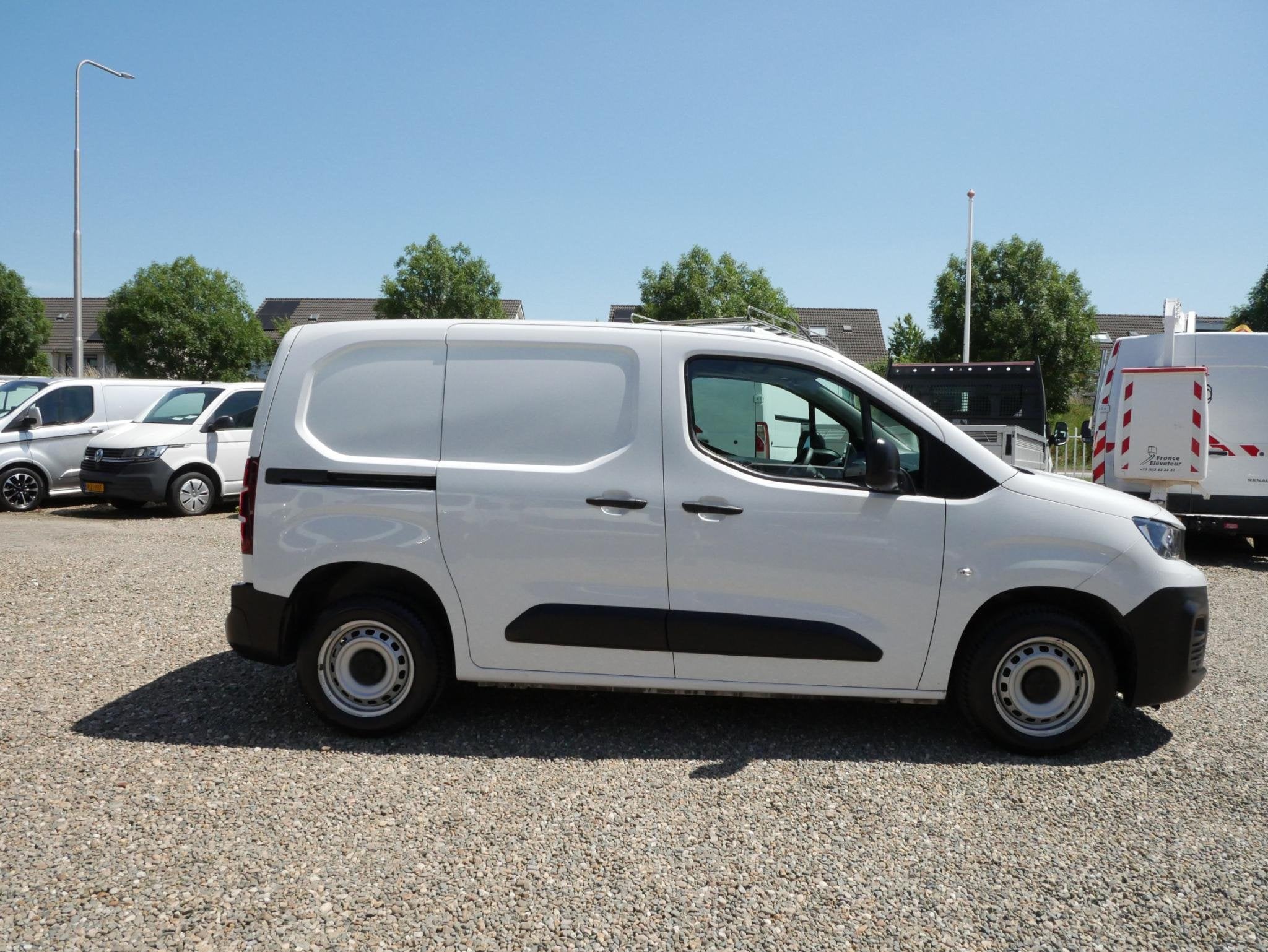 Peugeot Partner 1.5 BlueHDi 100PK L1 Airco, Voorwielaandrijving, 1350 kg, Gebruikt, Met garantie (alle)