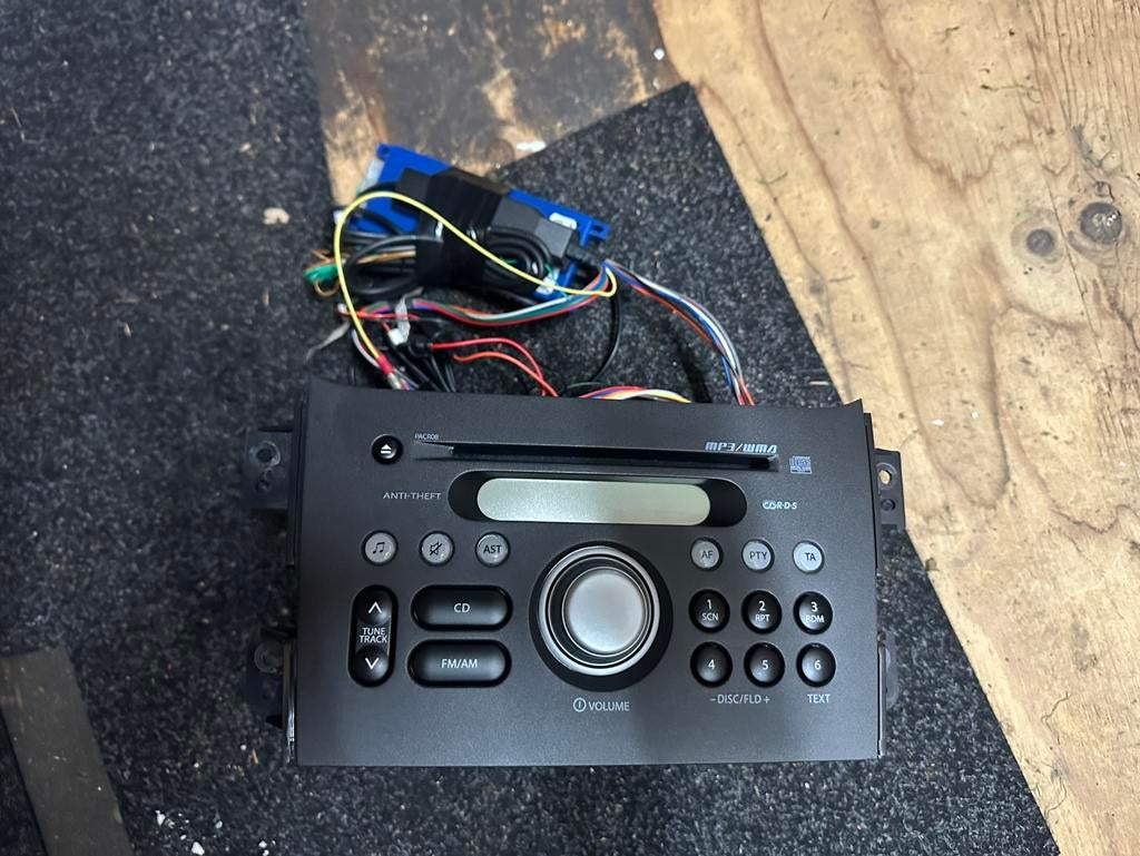 Autoradio origineel Opel Agila B Suzuki Splash, Ophalen, Zo goed als nieuw