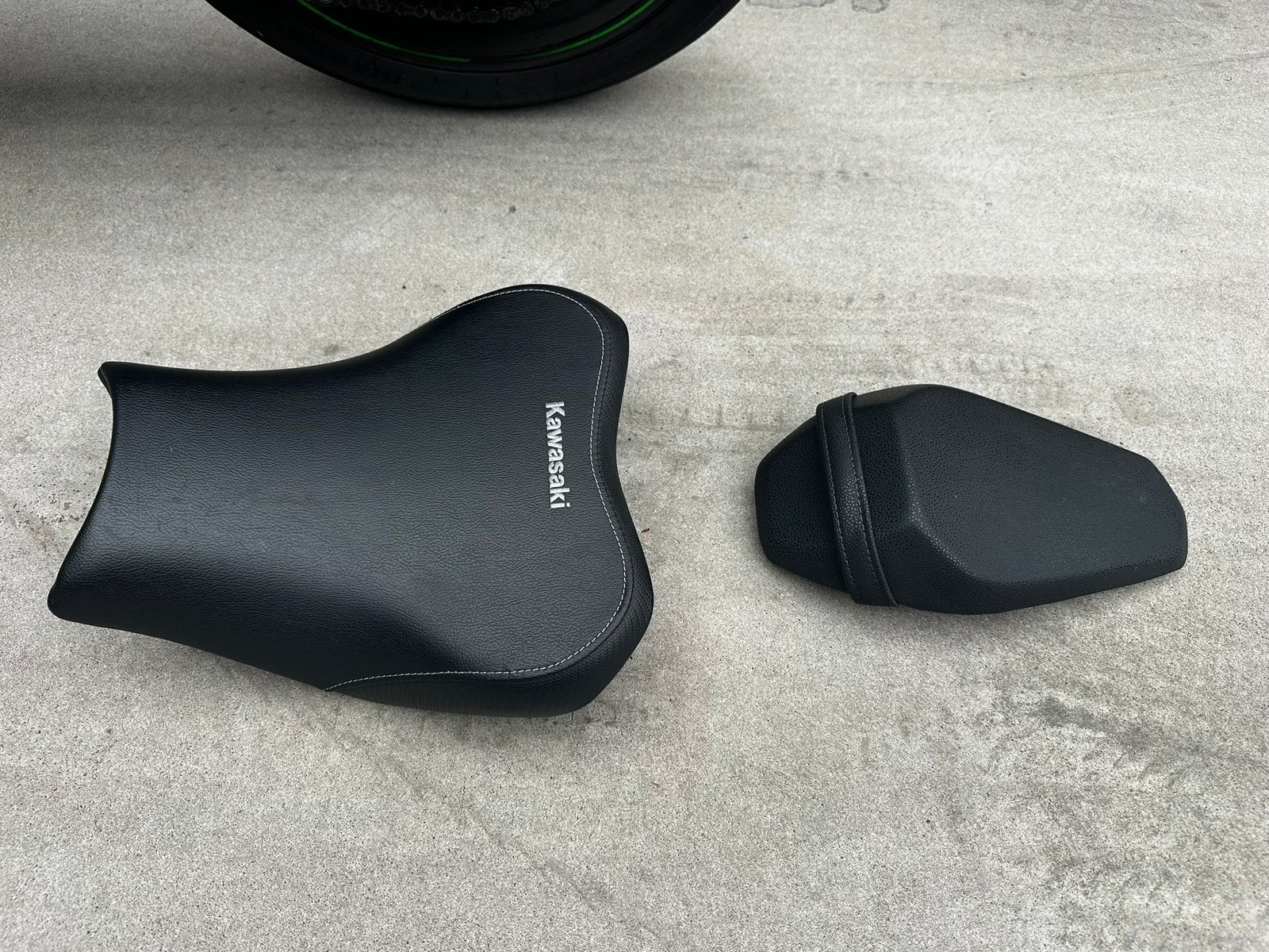 Kawasaki Z900 zadels, Motoren, Ophalen, Gebruikt