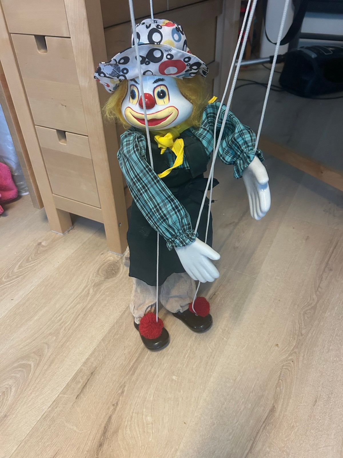 Leuke clown marionet / pop aan touwtjes, Ophalen of Verzenden, Gebruikt, Overige typen