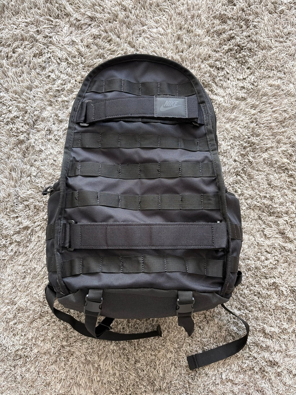 Nike RPM rugzak - Zwart, zo goed als nieuw, 25 tot 40 cm, Zo goed als nieuw, Ophalen, Overige merken