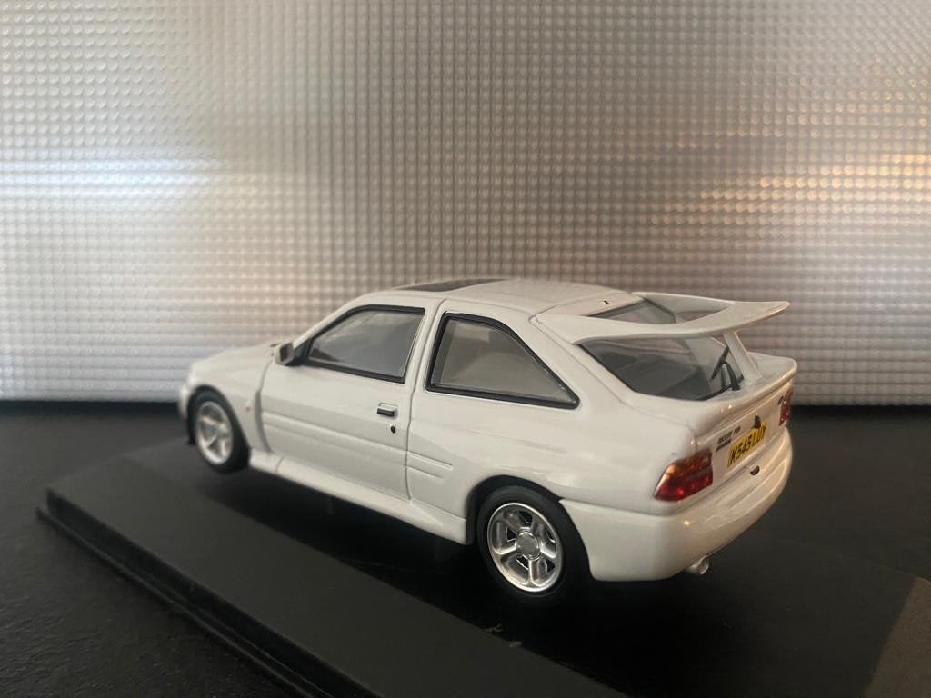Ford Escort RS Cosworth Schaal 1:43, Hobby en Vrije tijd, Auto, Vanguards, Nieuw, Ophalen of Verzenden