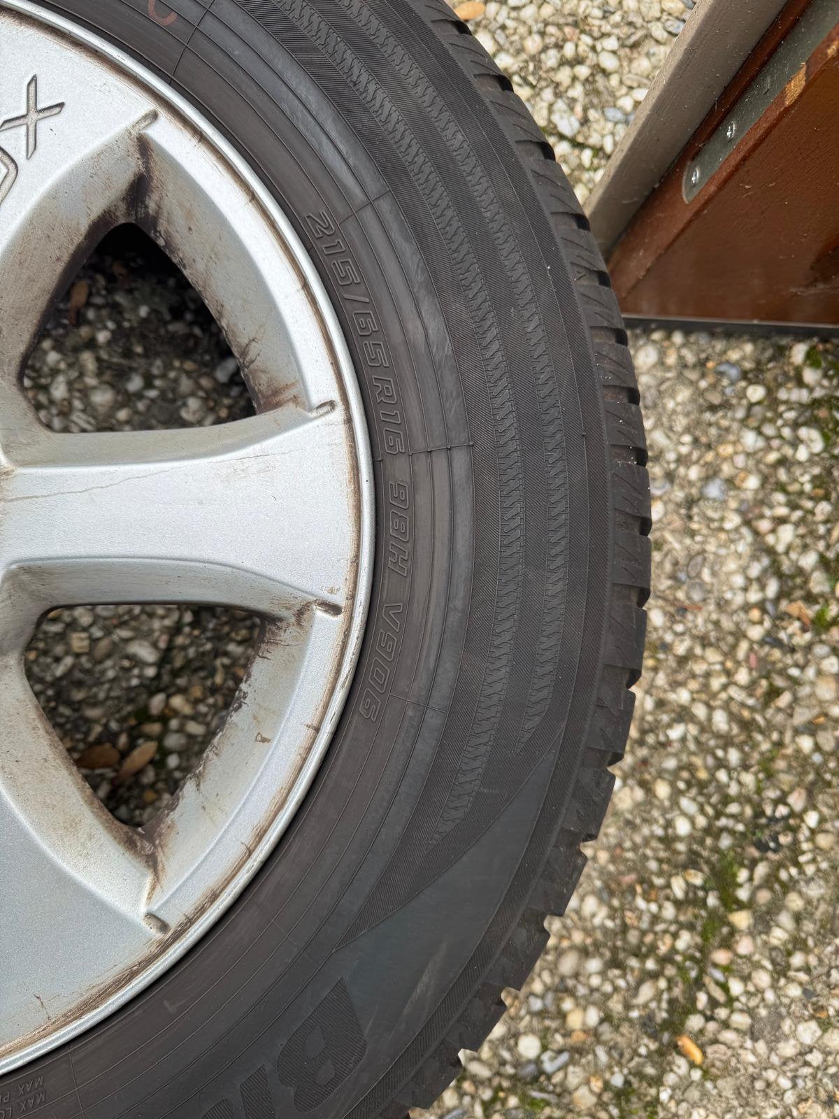 4x winterbanden op lichtmetalen velgen Volvo XC 70, Ophalen
