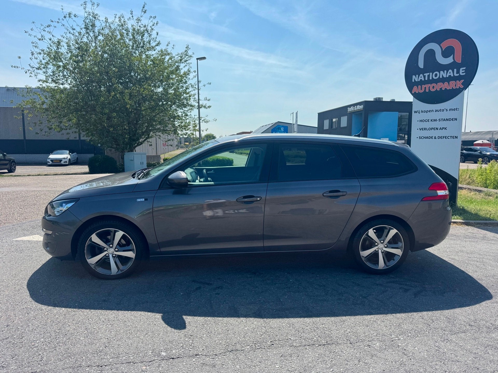 Peugeot 308 SW | 2016 | 1.2 PureTech Style | APK, Voorwielaandrijving, Gebruikt, Euro 6, 1199 cc