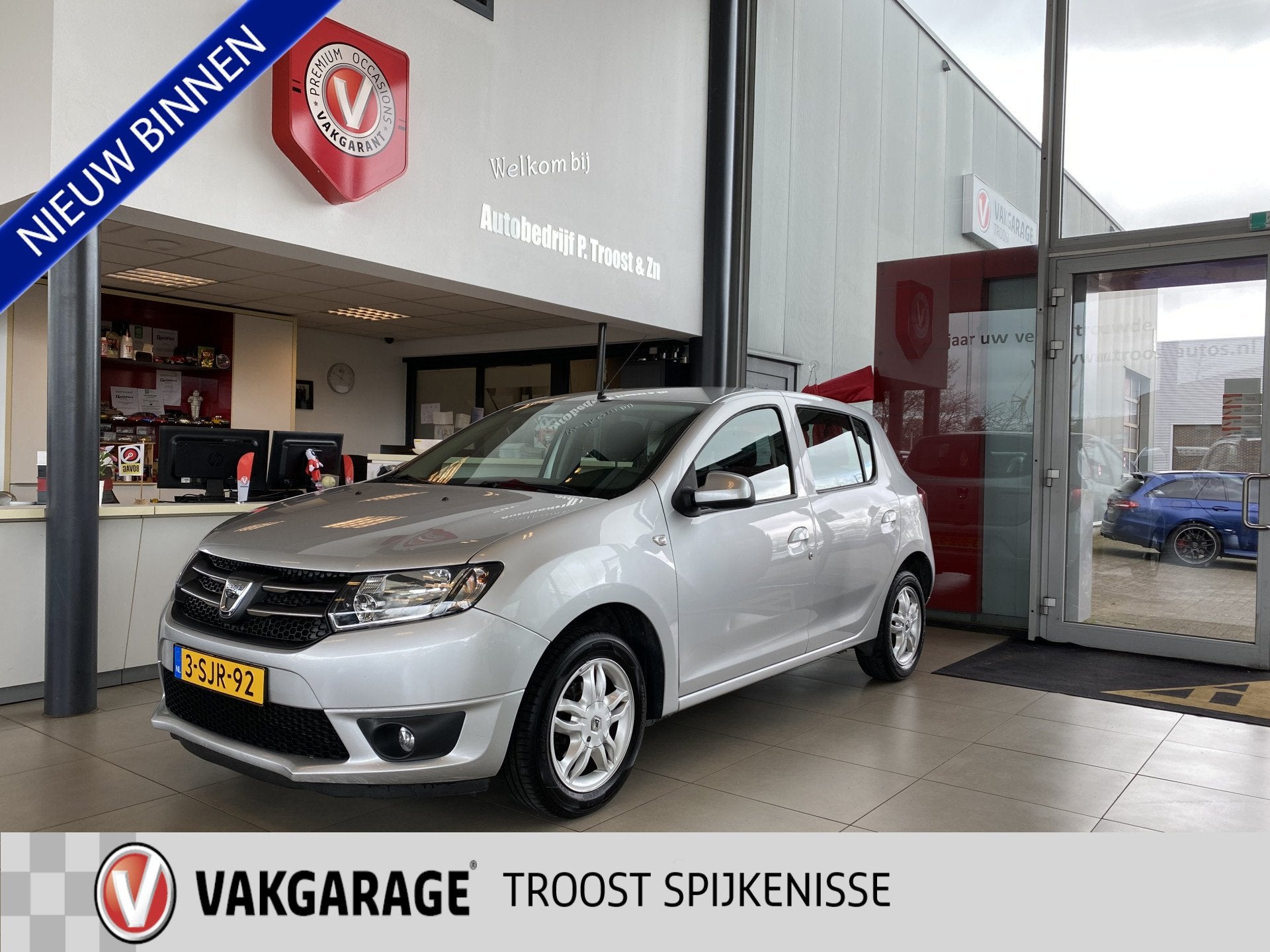Dacia Sandero 0.9 TCe Lauréate,Navigatie,Airco,Elektrischpa, Auto's, Voorwielaandrijving, Stof, Gebruikt, 937 kg