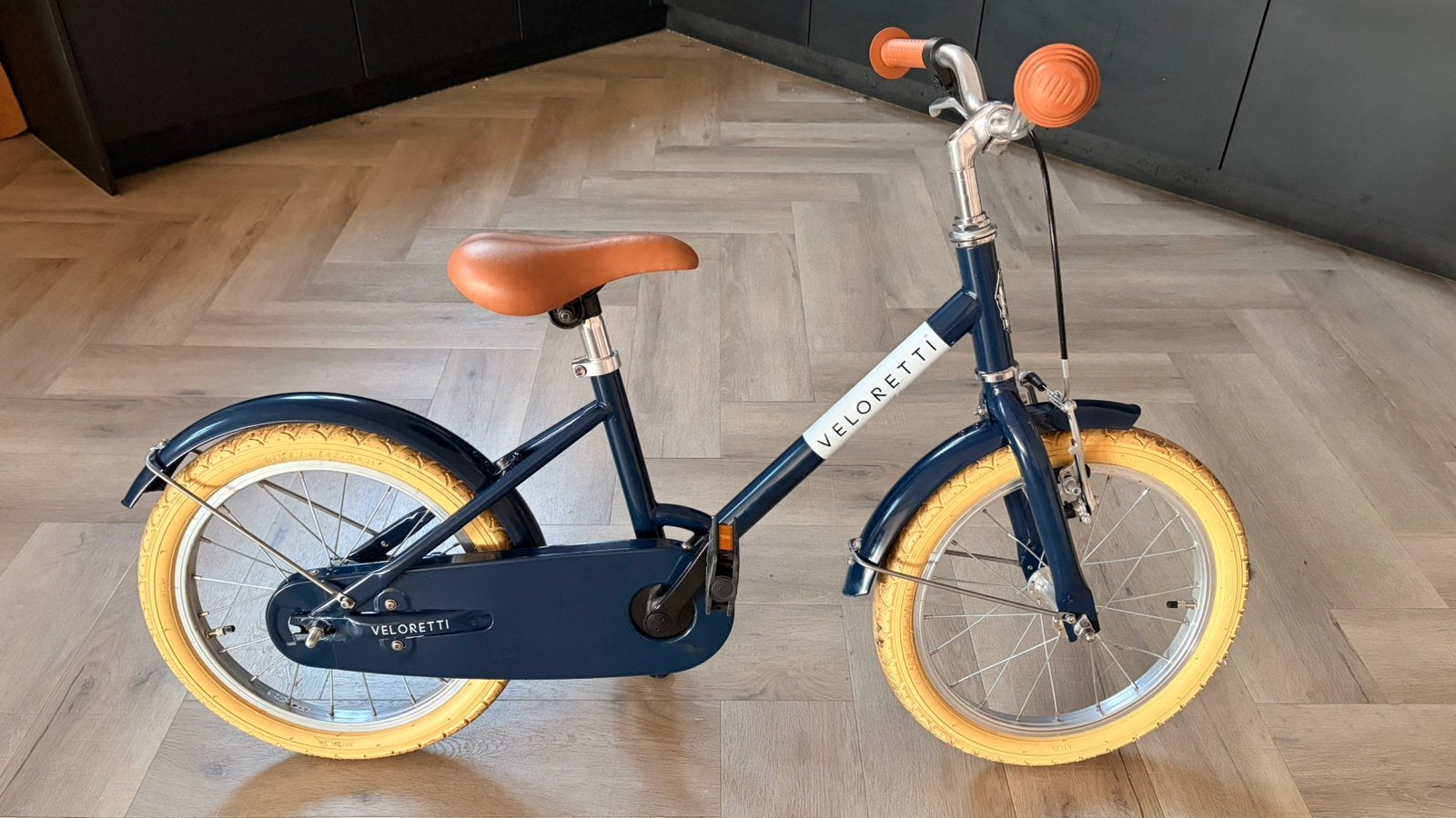 Veloretti Maxi (16”) - Blue Yonder - Zo goed als nieuw!, Ophalen of Verzenden, Zo goed als nieuw, 16 tot 20 inch, Zijwieltjes