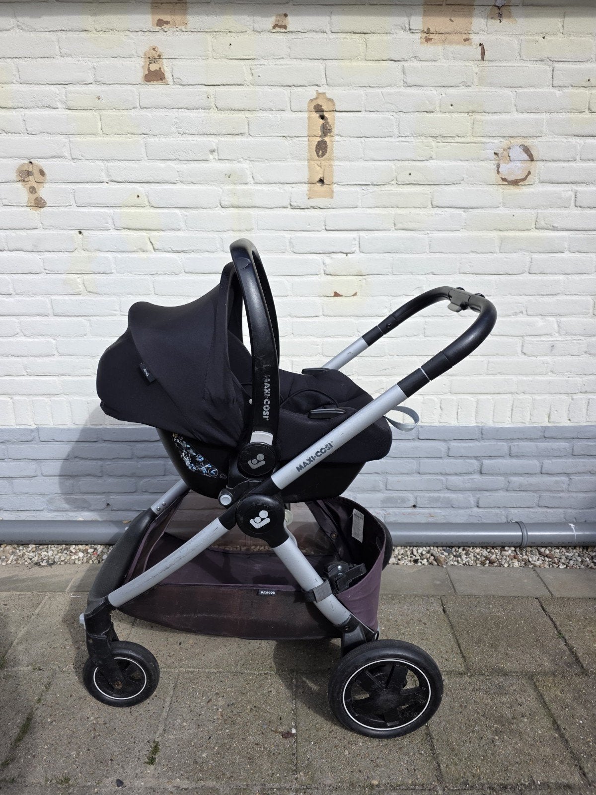Maxi-Cosi Adorra Luxe kinderwagen met reiswieg en autostoel, Kinderen en Baby's, Kinderwagens en Combinaties, Gebruikt, Ophalen of Verzenden