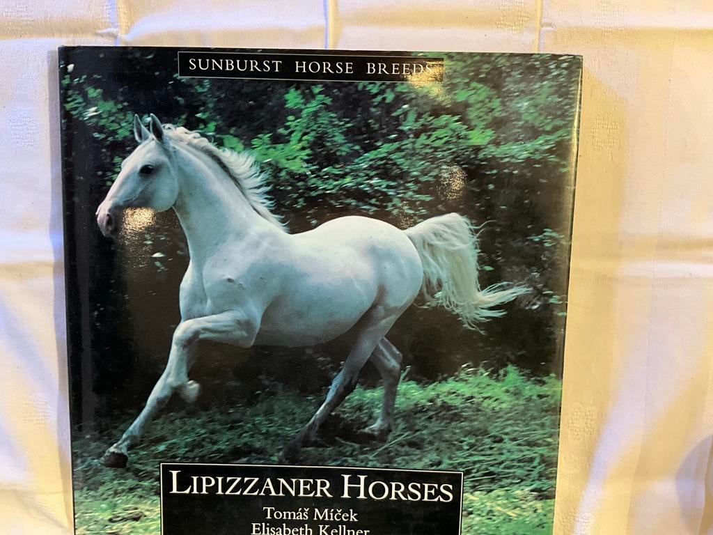 Lipizzaner Horses - Boek over paardenrassen, Boeken, Ophalen of Verzenden, Gelezen, Paarden of Pony's