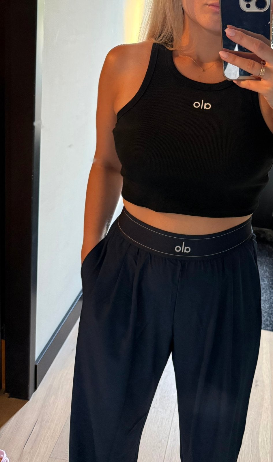 Alo tank top nieuw, Kleding | Dames, Sportkleding, Ophalen of Verzenden, Zo goed als nieuw, Fitness of Aerobics