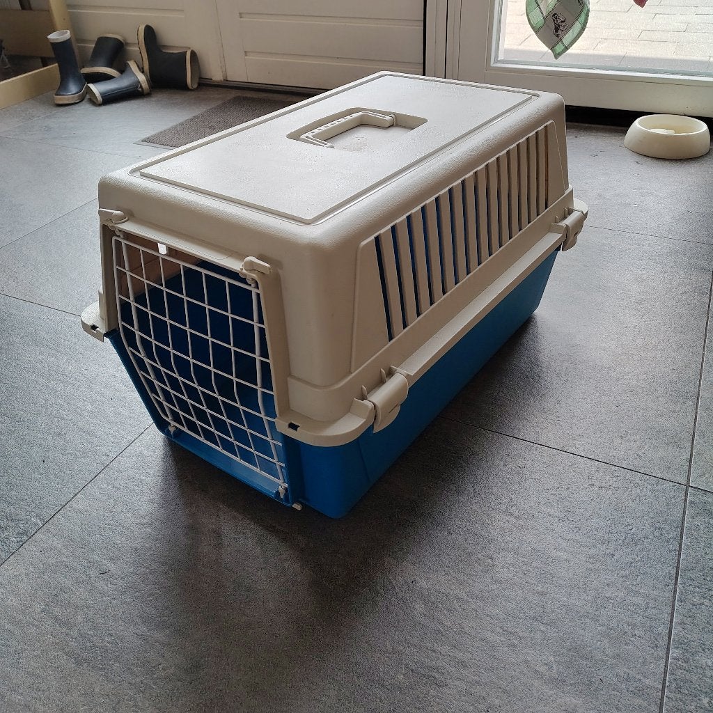katten & kleine honden bench/transportbox 50x27cm, Ophalen, Zo goed als nieuw