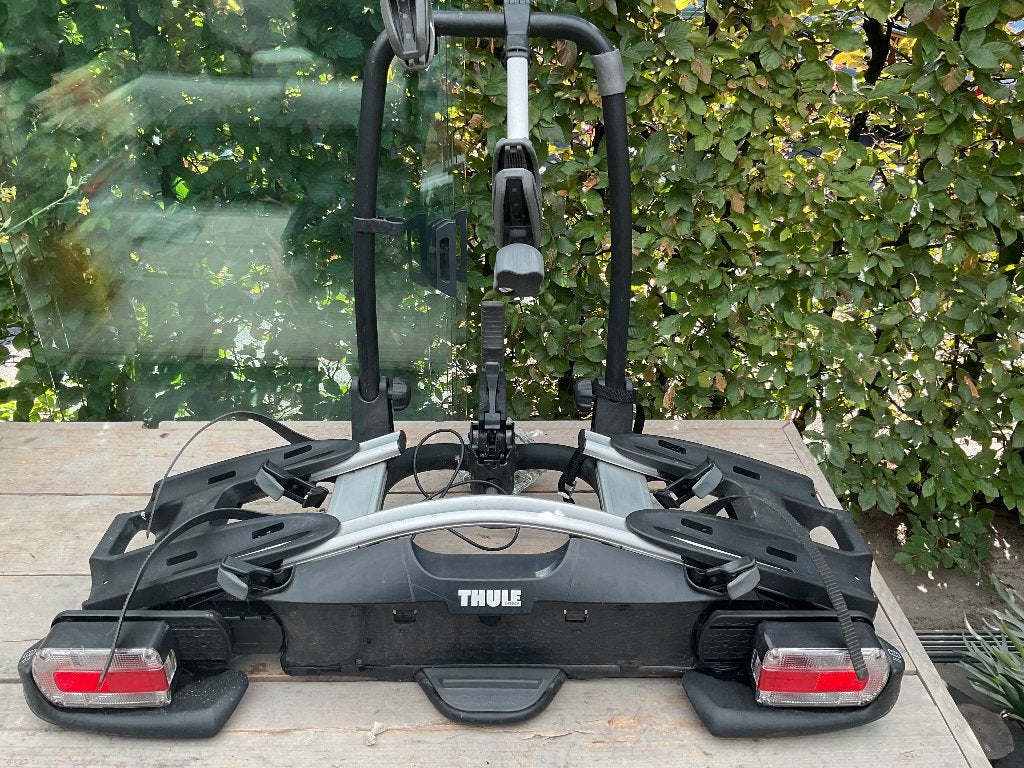 Thule fietsendrager, Ophalen, Elektrische fiets, Zo goed als nieuw, 2 fietsen