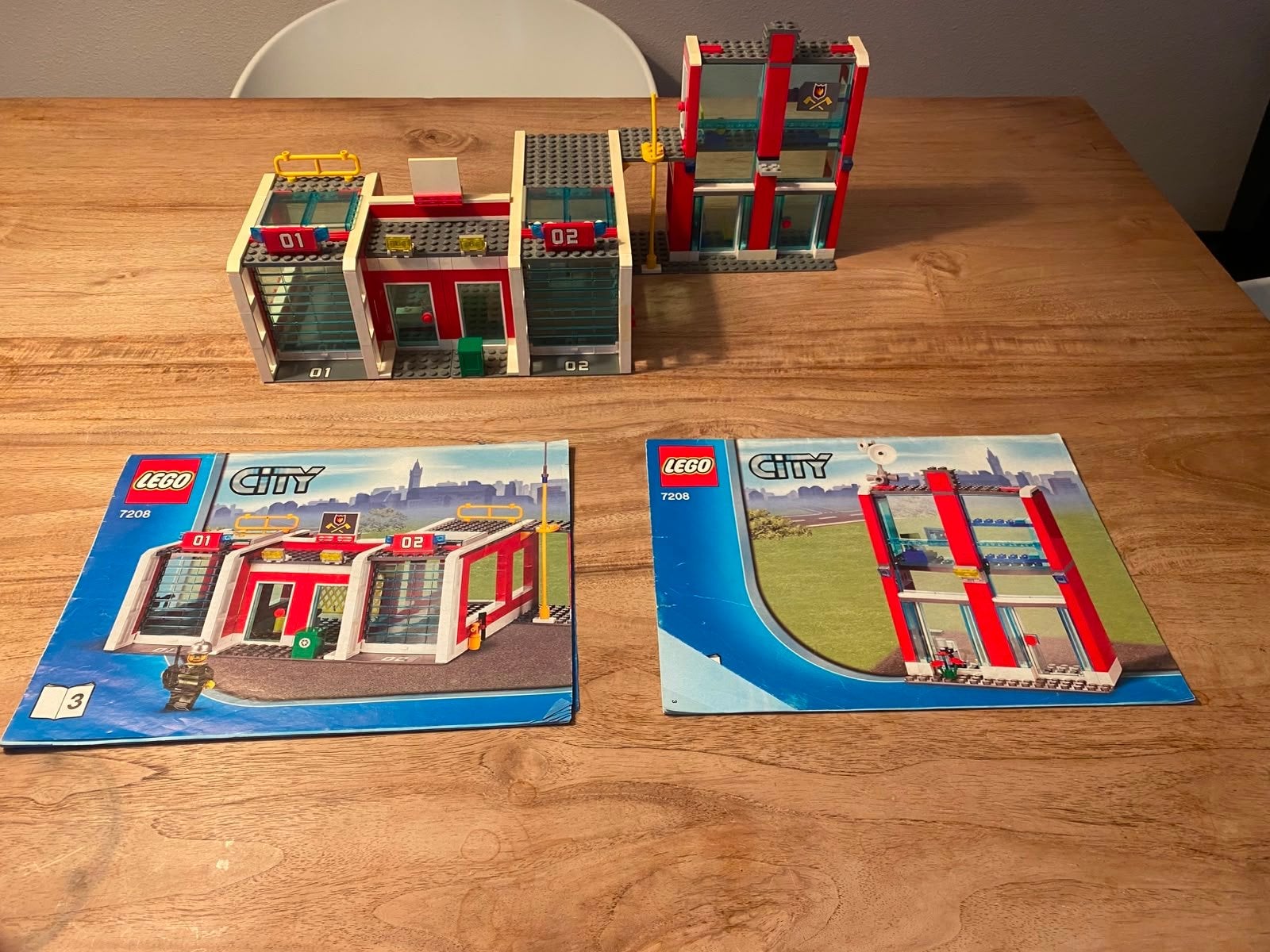 Lego City Brandweerkazerne 7208, Ophalen of Verzenden, Gebruikt