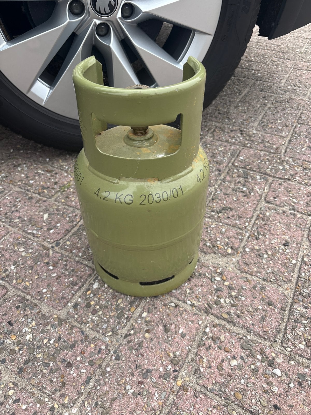 Gasfles 4.2 KG - Ideaal voor BBQ of camping, Ophalen of Verzenden, Gebruikt