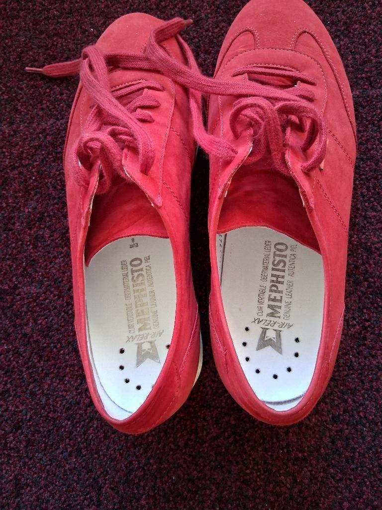 Zo goed als nieuwe Mephisto damesschoenen - maat 42, Mephisto, Ophalen of Verzenden, Rood, Sneakers of Gympen