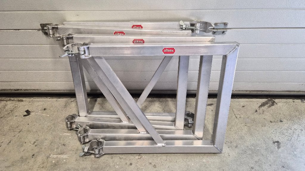 Altrex steigerplank leuning, Ophalen, Zo goed als nieuw, Rolsteiger of Kamersteiger, Minder dan 2 meter