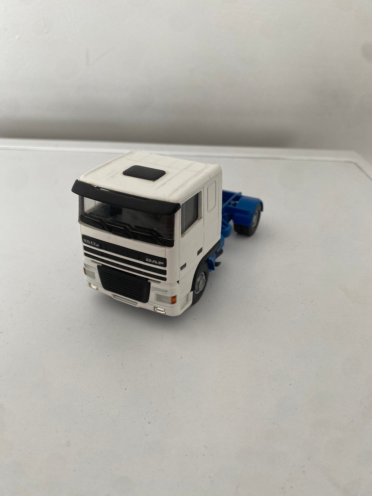 Lion toys daf xf, Ophalen of Verzenden, Zo goed als nieuw, Bus of Vrachtwagen, Lion Toys
