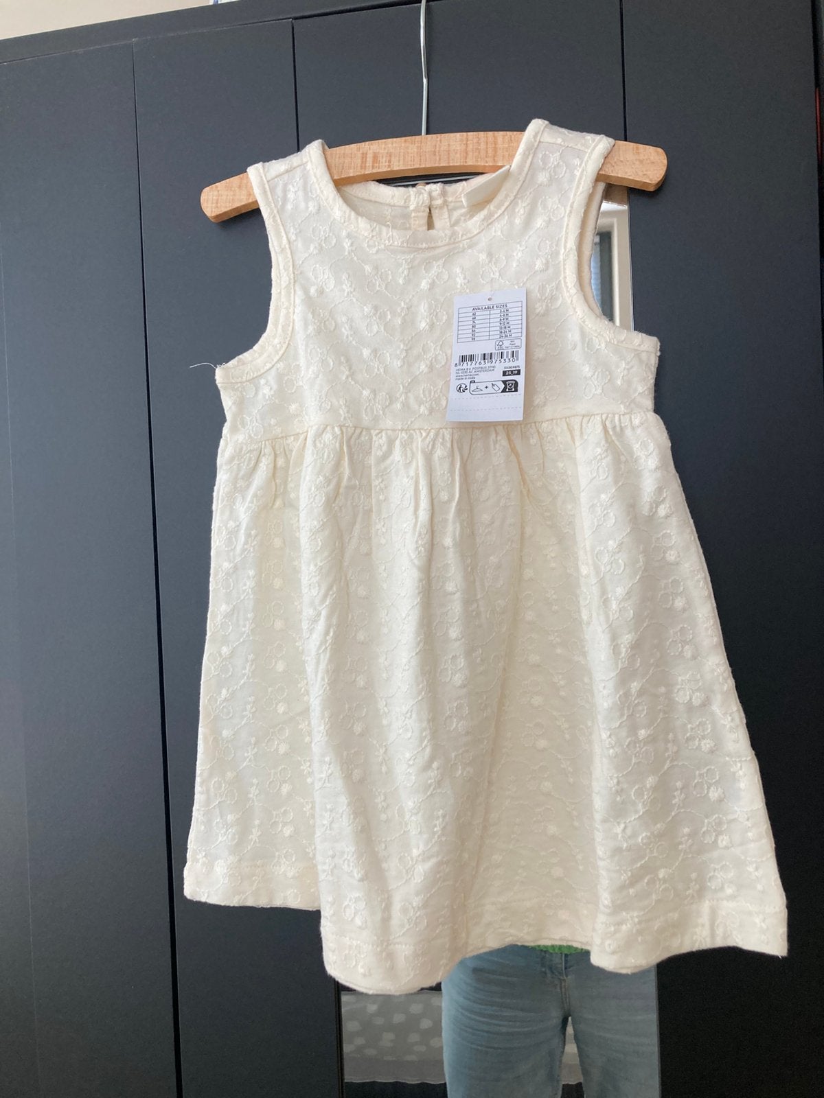 2 leuke jurkjes maat 80 en 86, Kinderen en Baby's, Babykleding | Maat 80, Ophalen of Verzenden, Nieuw, Meisje, Jurkje of Rokje