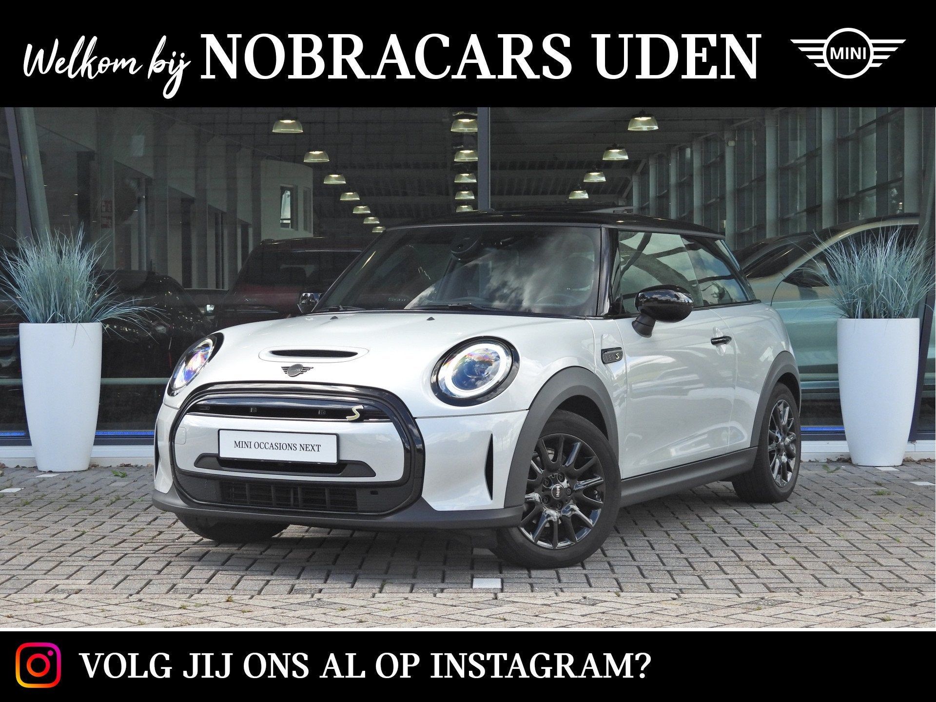 MINI Electric Classic / Panoramadak / Sportstoelen / Comfort, Auto's, Met garantie (alle), 184 pk, 28 kWh, 154 min