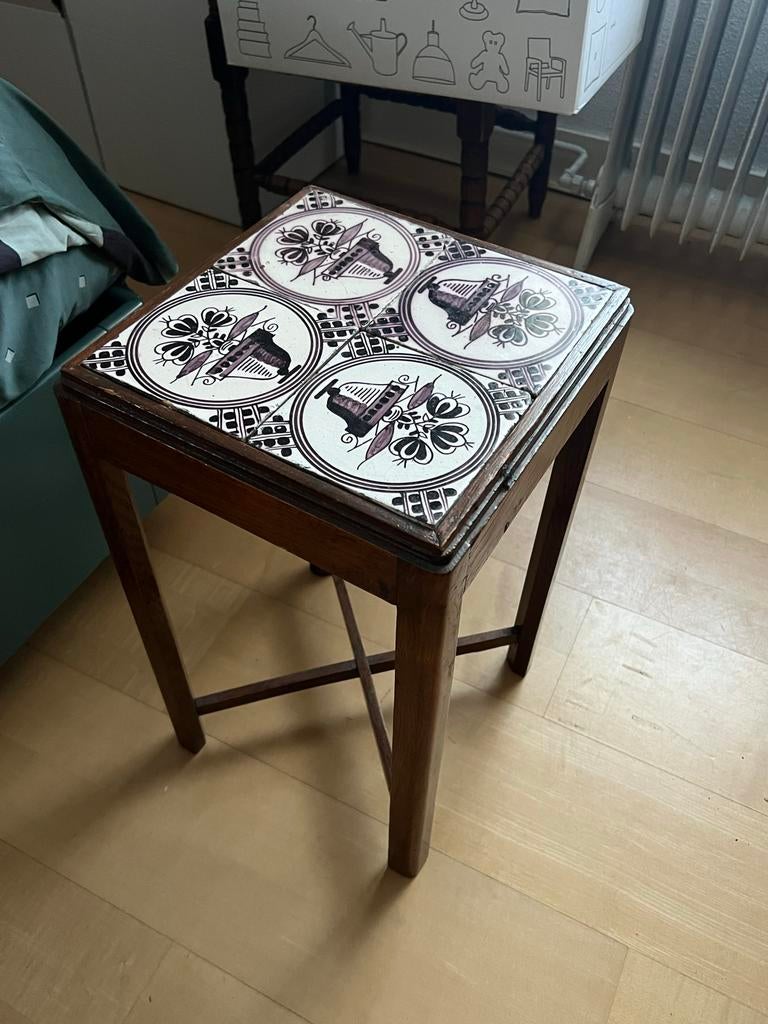 Vintage bijzettafel met tegels - 30x30x50 cm, Ophalen of Verzenden