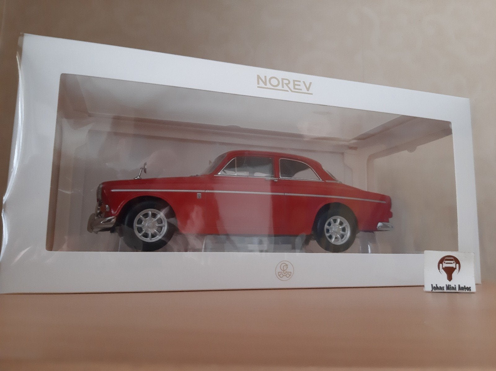 Volvo 123 GT 1968 rood van Norev 1:18, Auto, Norev, Ophalen of Verzenden, Norev