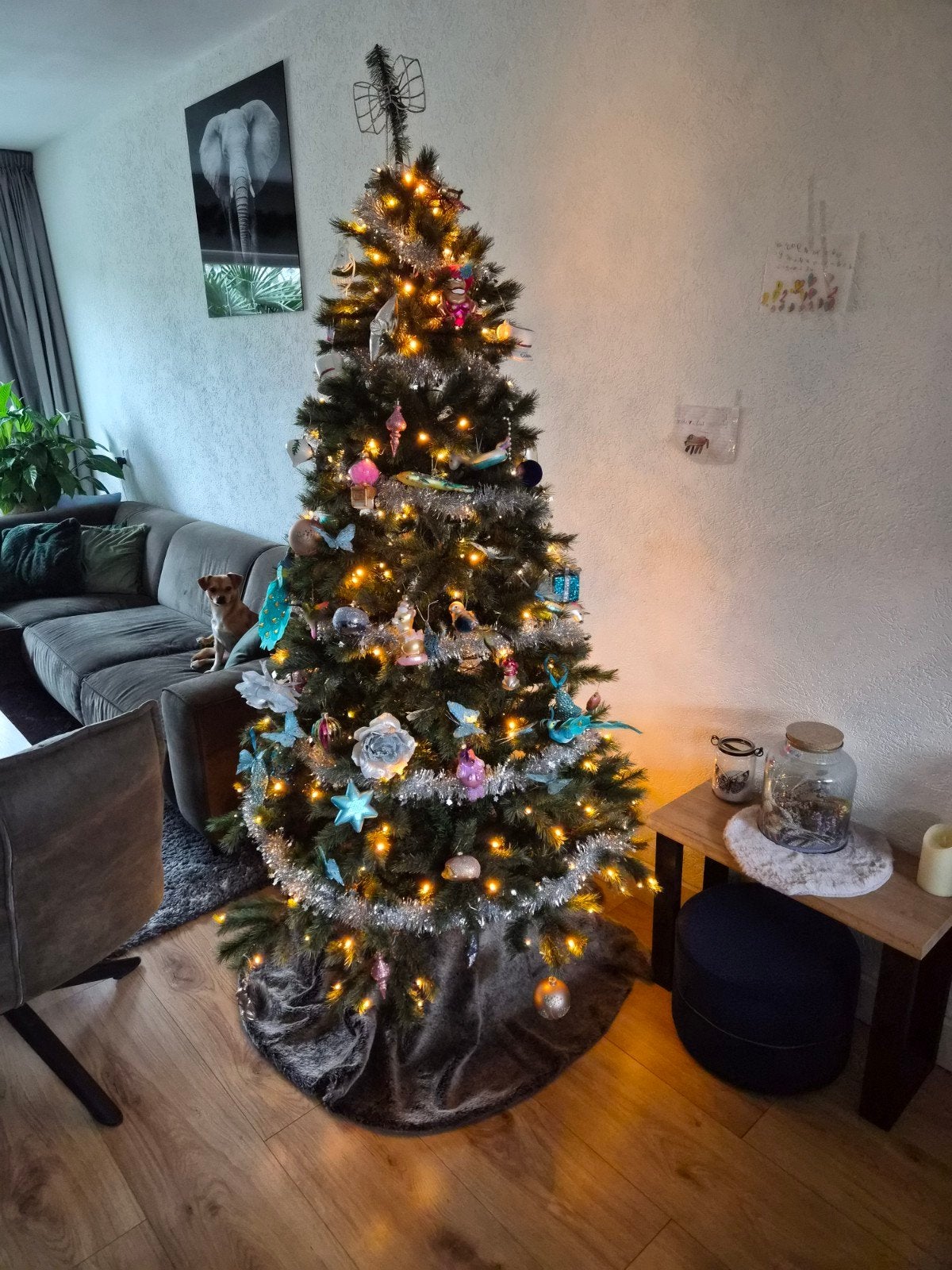 Mooie kerstboom met ingebouwde lampjes, Ophalen, Zo goed als nieuw