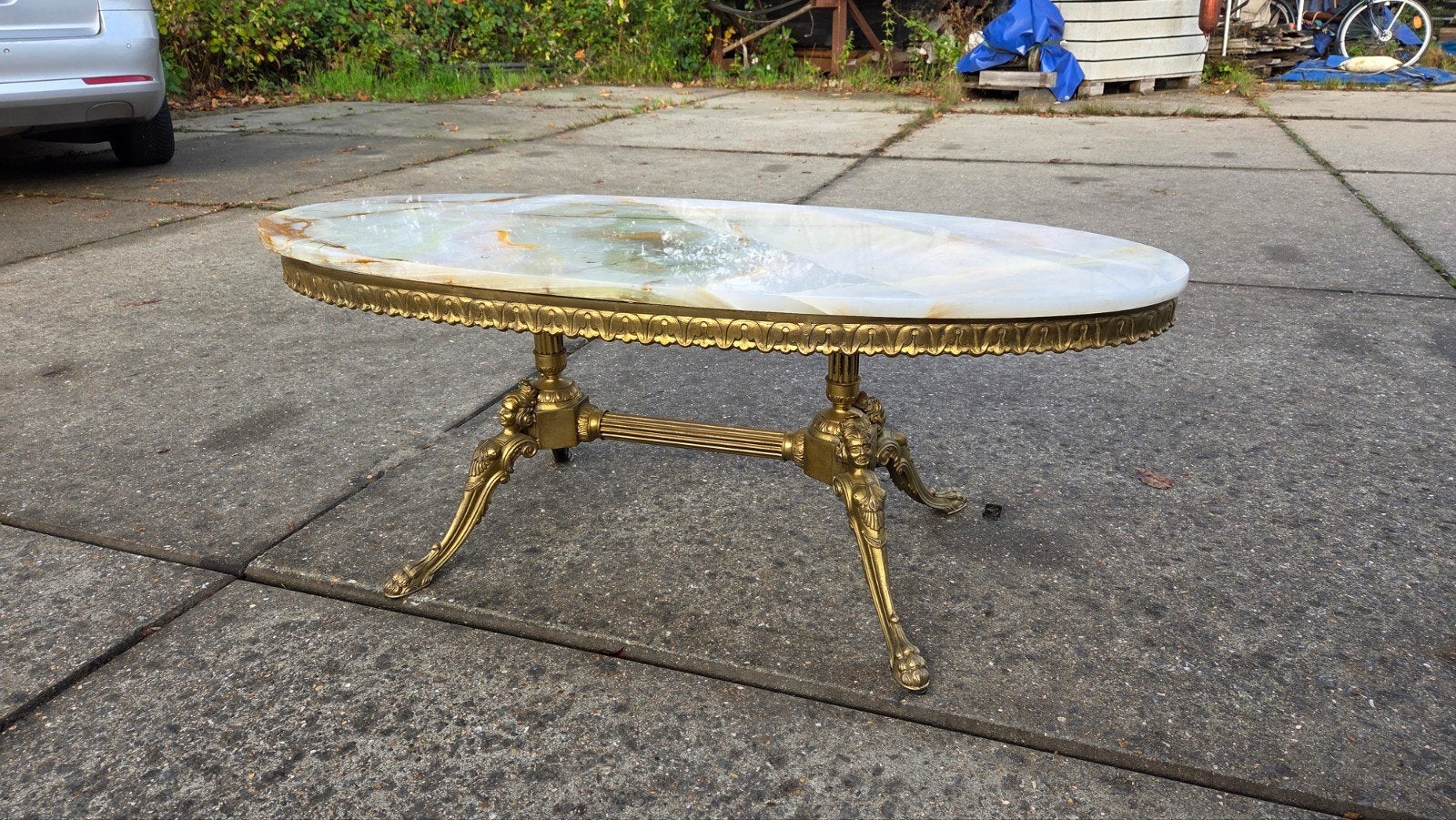 Ovale salontafel met marmeren blad en messing onderstel, Ophalen