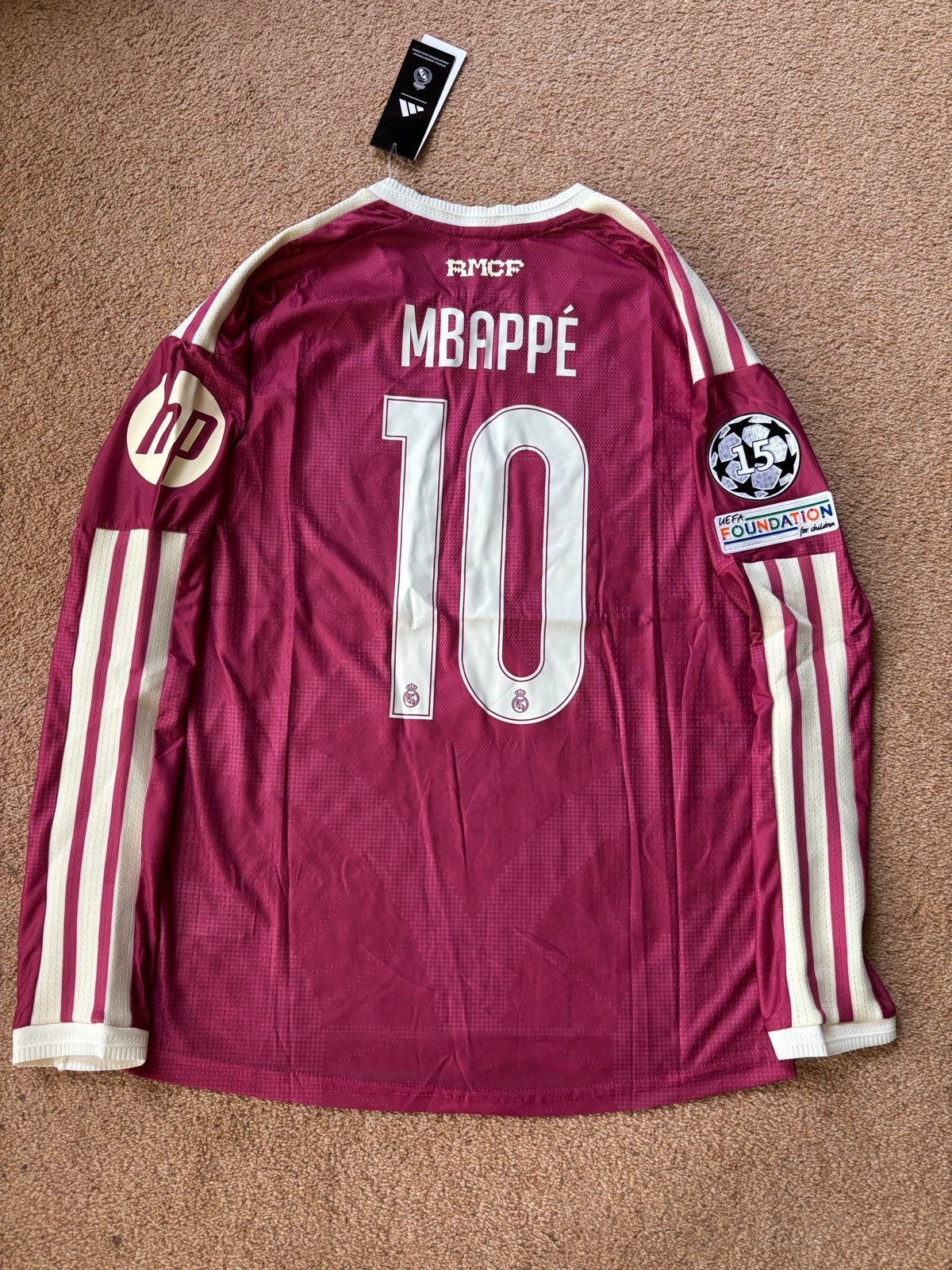 Real Madrid Voetbalshirt 26/27 Mbappé Maat M, Ophalen of Verzenden, Nieuw, Maat 38/40 (M), Roze