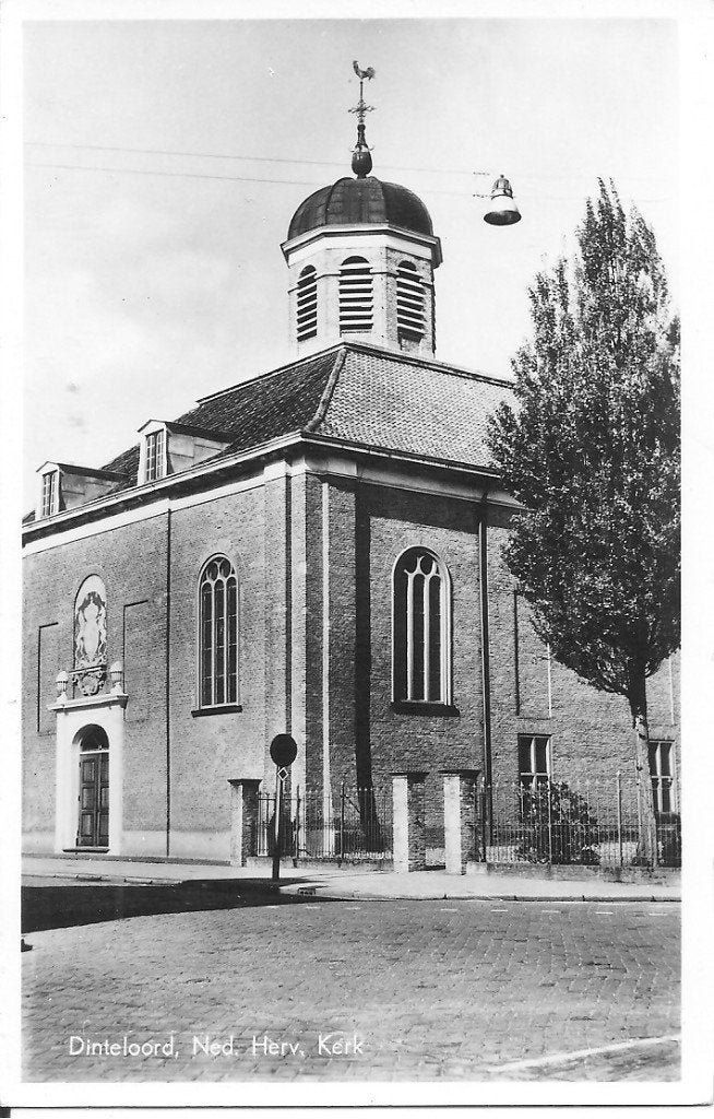 Oude Ansichtkaart Dinteloord, Ned. Herv. Kerk, Verzamelen, Ophalen of Verzenden, 1960 tot 1980, Gelopen, Noord-Brabant